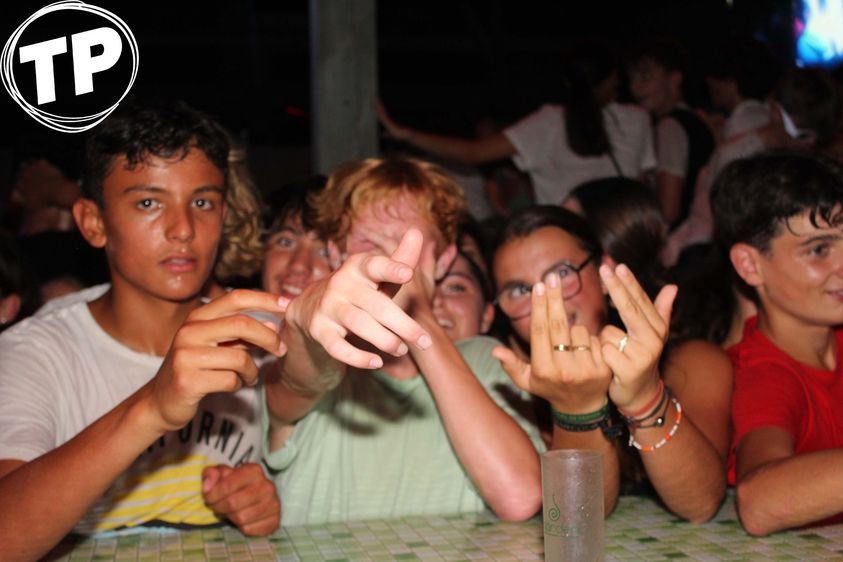 369700724 684960263659380 1019757720957097760 n